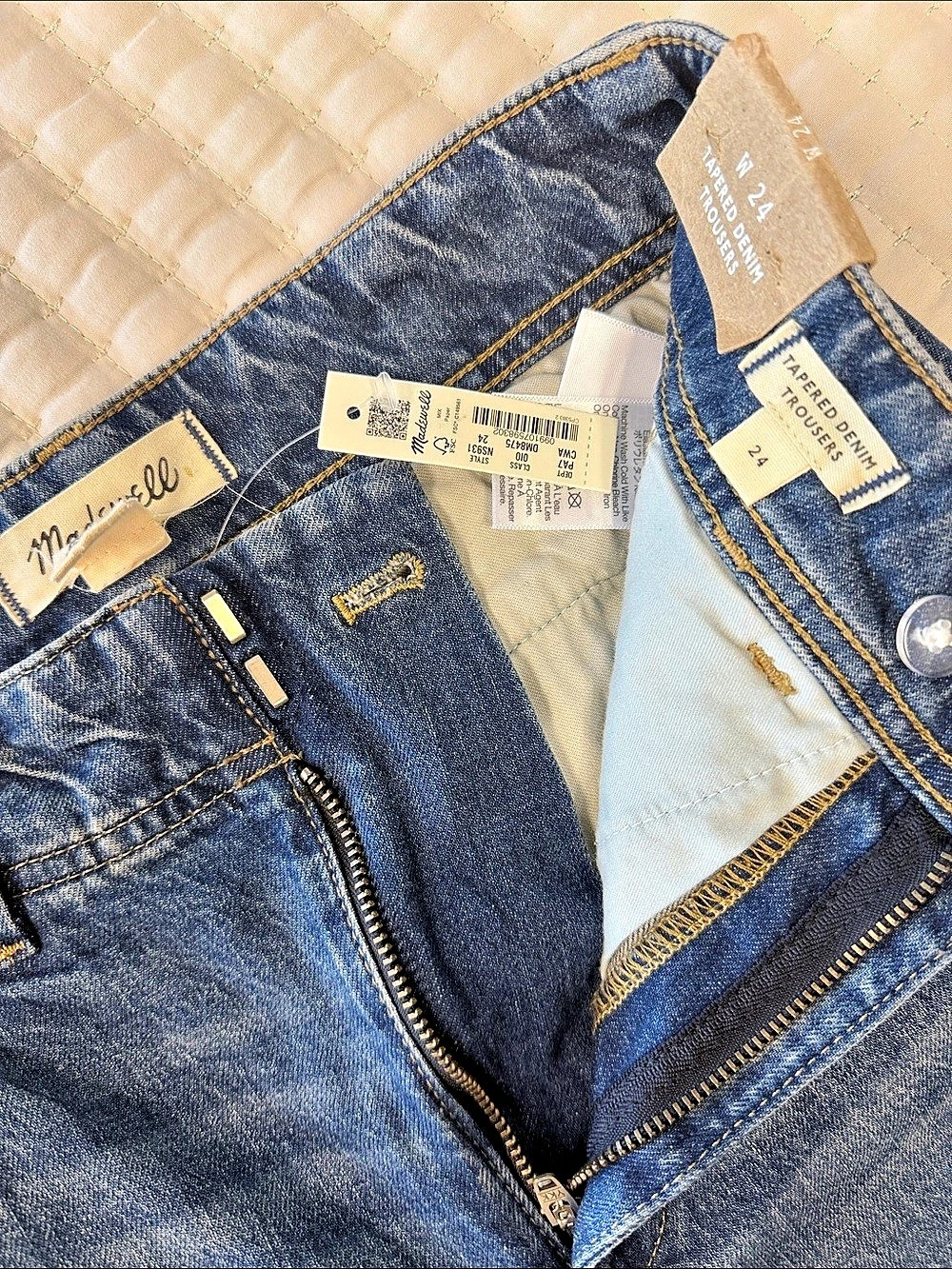 Madewell The Perfect Vintage Jean Tapered Denim Trousers in Blue Waist 24 NWT - Picture 7 of 9
